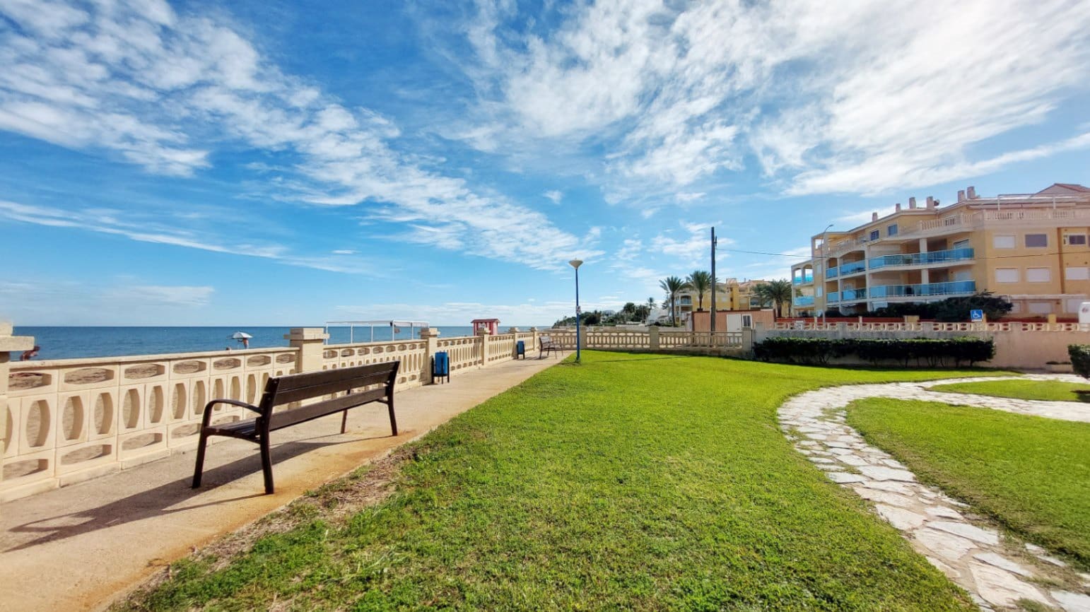 2 sypialnia Apartament na sprzedaż w Denia z basenem garażem - 219 000 € (Ref: 9329699)