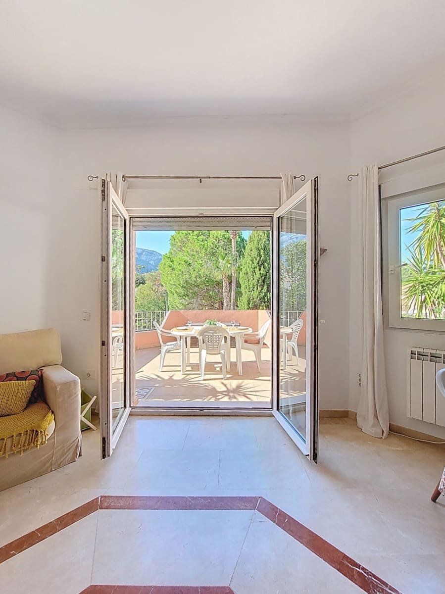 2 sovrum Villa till salu i Denia med pool garage - 309 000 € (Ref: 9363098)