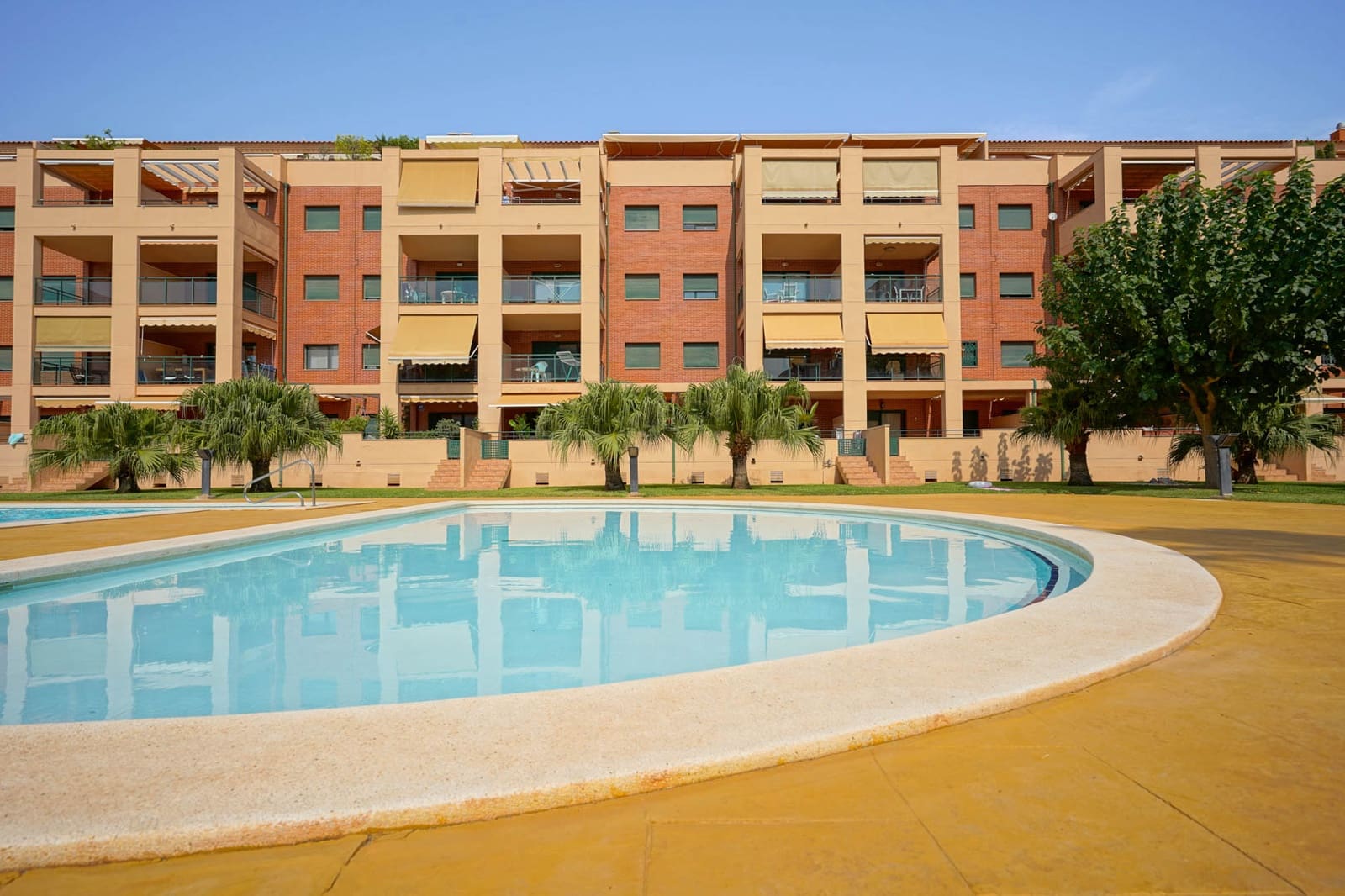 Apartamento de 3 habitaciones en Dénia en venta con piscina garaje - 420.000 € (Ref: 9372393)