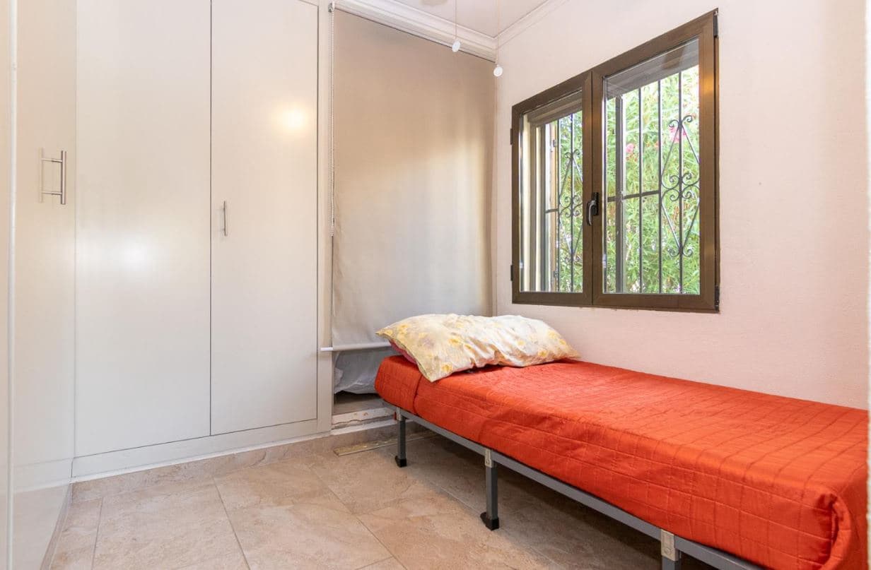 2 Zimmer Villa zu verkaufen in Denia mit Pool Garage - 595.000 € (Ref: 9372394)