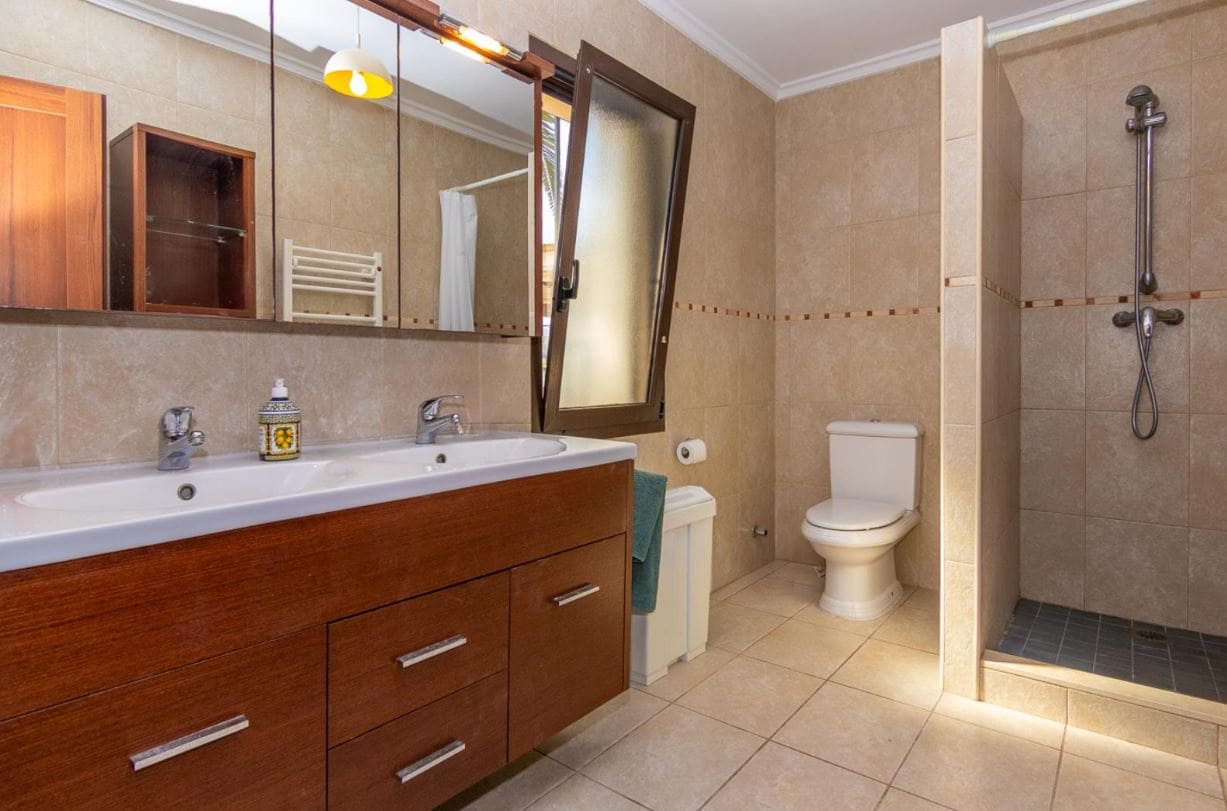 2 Zimmer Villa zu verkaufen in Denia mit Pool Garage - 595.000 € (Ref: 9372394)