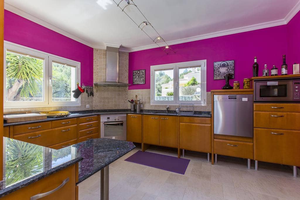 4 sypialnia Willa na sprzedaż w Denia z basenem garażem - 840 000 € (Ref: 9401319)