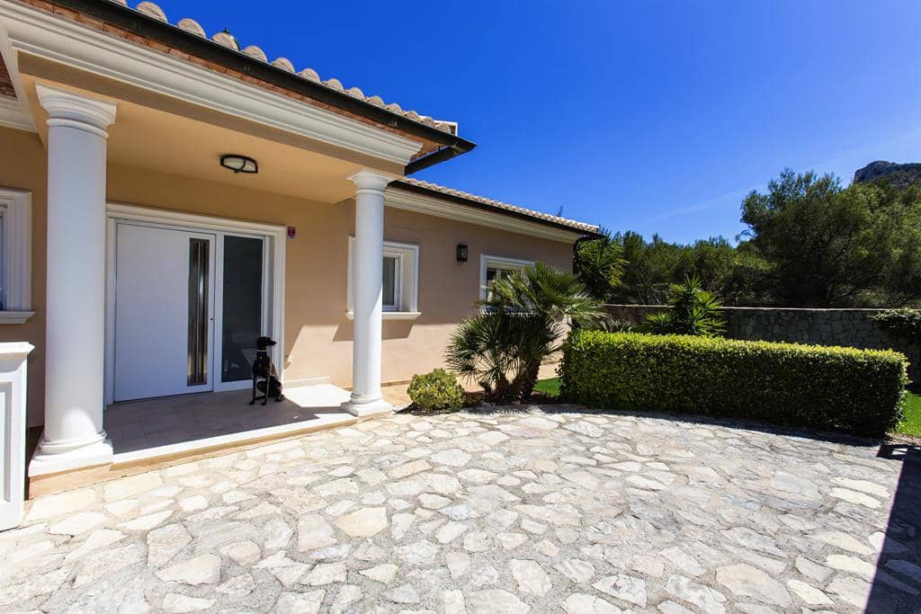 4 sypialnia Willa na sprzedaż w Denia z basenem garażem - 840 000 € (Ref: 9401319)