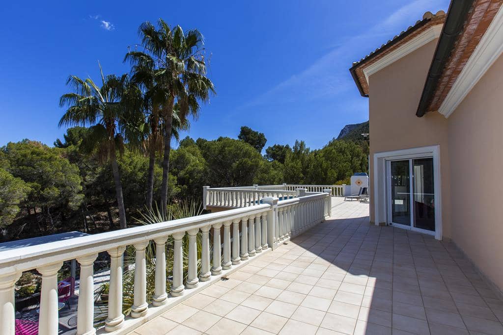 4 sypialnia Willa na sprzedaż w Denia z basenem garażem - 840 000 € (Ref: 9401319)