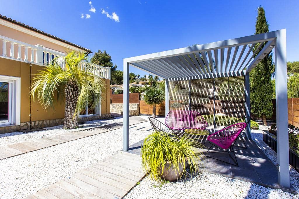 4 sypialnia Willa na sprzedaż w Denia z basenem garażem - 840 000 € (Ref: 9401319)