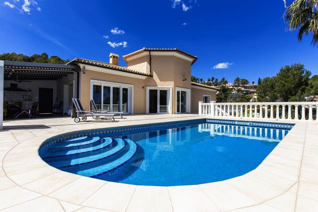 4 sypialnia Willa na sprzedaż w Denia z basenem garażem - 840 000 € (Ref: 9401319)