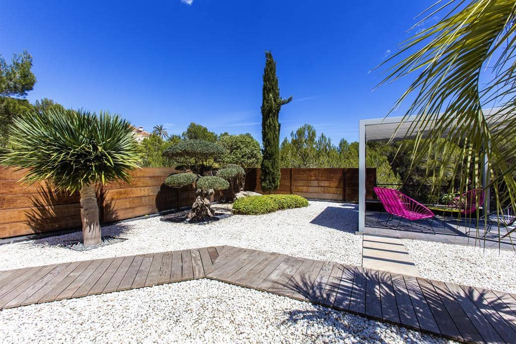 4 sypialnia Willa na sprzedaż w Denia z basenem garażem - 840 000 € (Ref: 9401319)