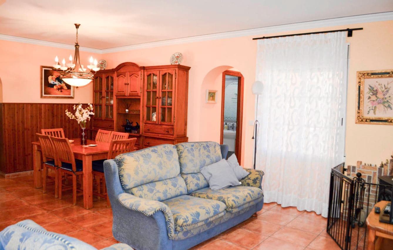 4 bedroom Villa for sale in Denia with pool garage - € 750,000 (Ref: 9401320)