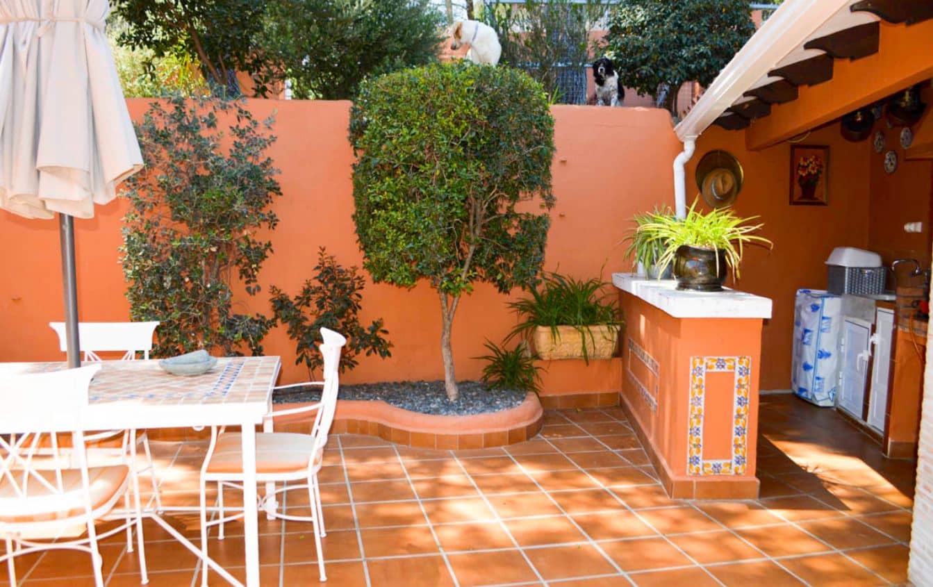 4 bedroom Villa for sale in Denia with pool garage - € 750,000 (Ref: 9401320)