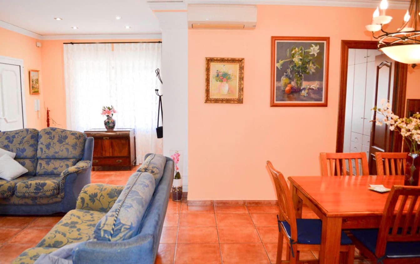 4 bedroom Villa for sale in Denia with pool garage - € 750,000 (Ref: 9401320)