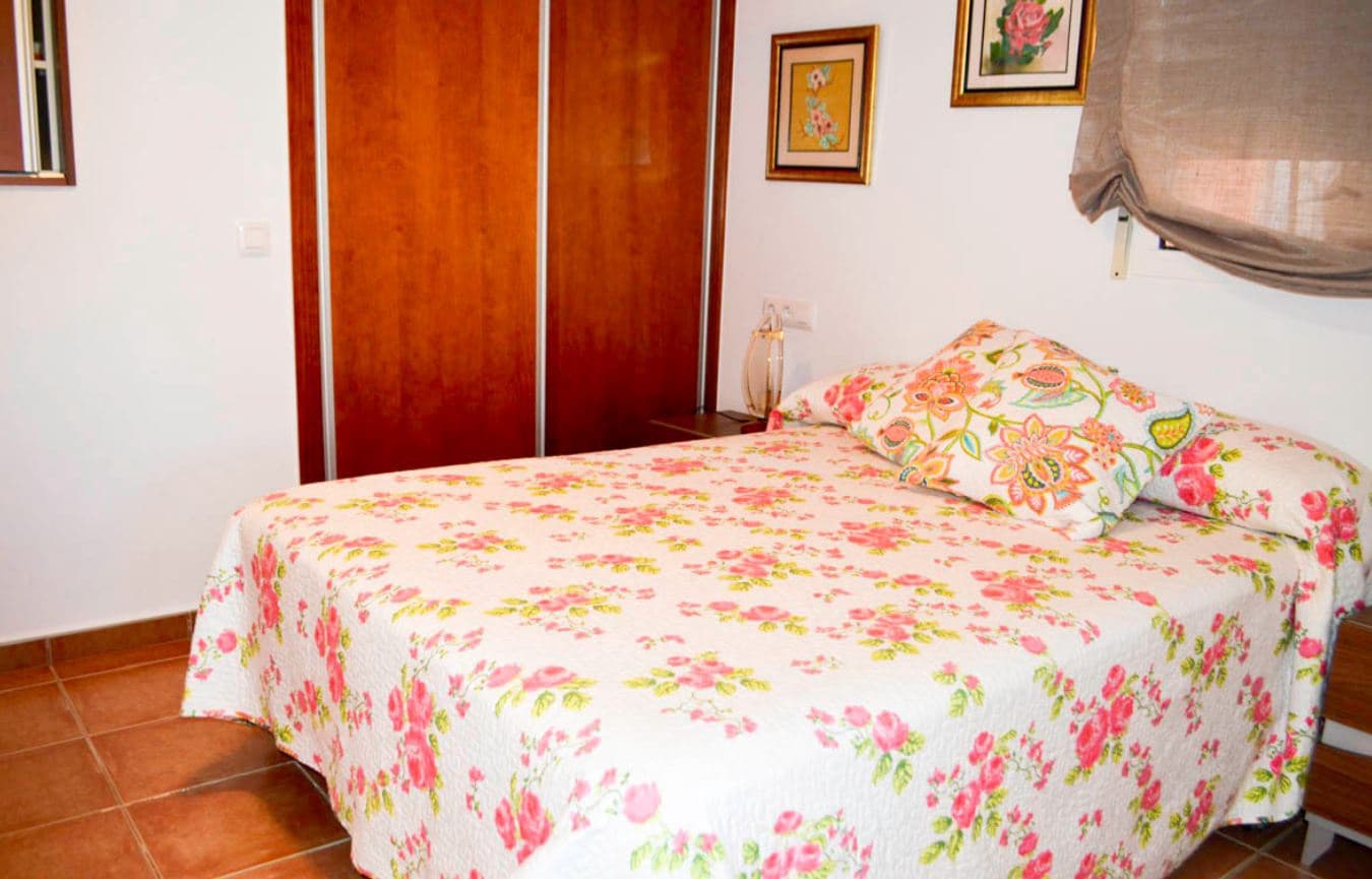 4 bedroom Villa for sale in Denia with pool garage - € 750,000 (Ref: 9401320)