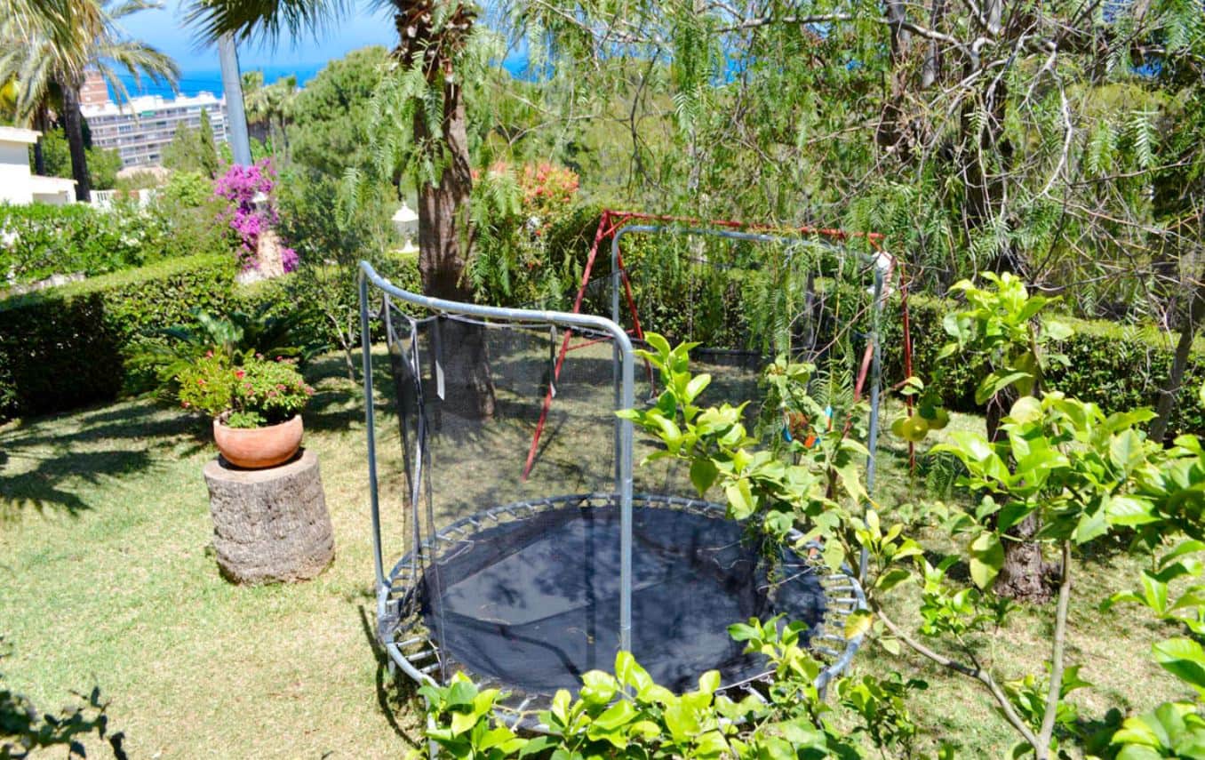 4 bedroom Villa for sale in Denia with pool garage - € 750,000 (Ref: 9401320)