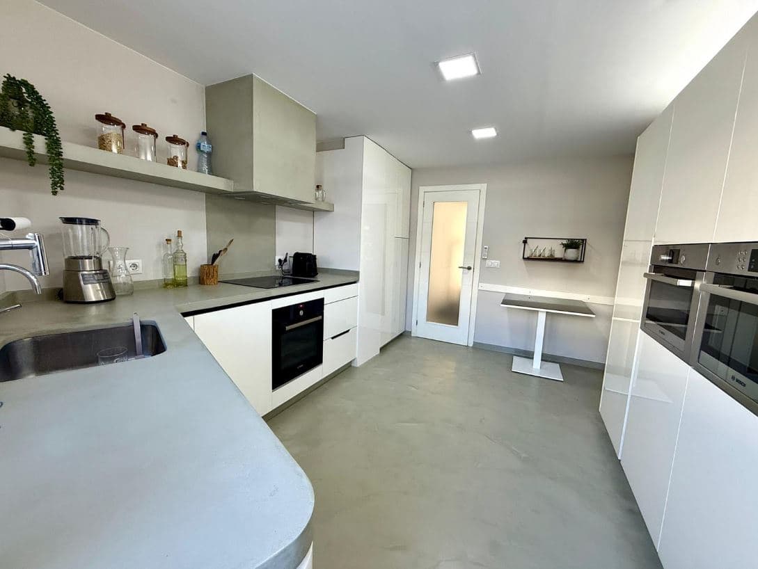 3 sovrum Takvåning till salu i Denia med garage - 495 000 € (Ref: 9412863)