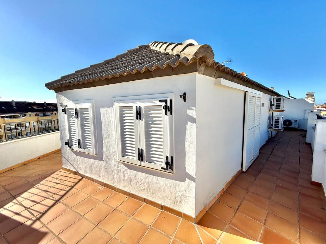 3 sovrum Takvåning till salu i Denia med garage - 495 000 € (Ref: 9412863)