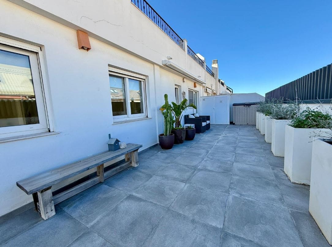 3 sovrum Takvåning till salu i Denia med garage - 495 000 € (Ref: 9412863)