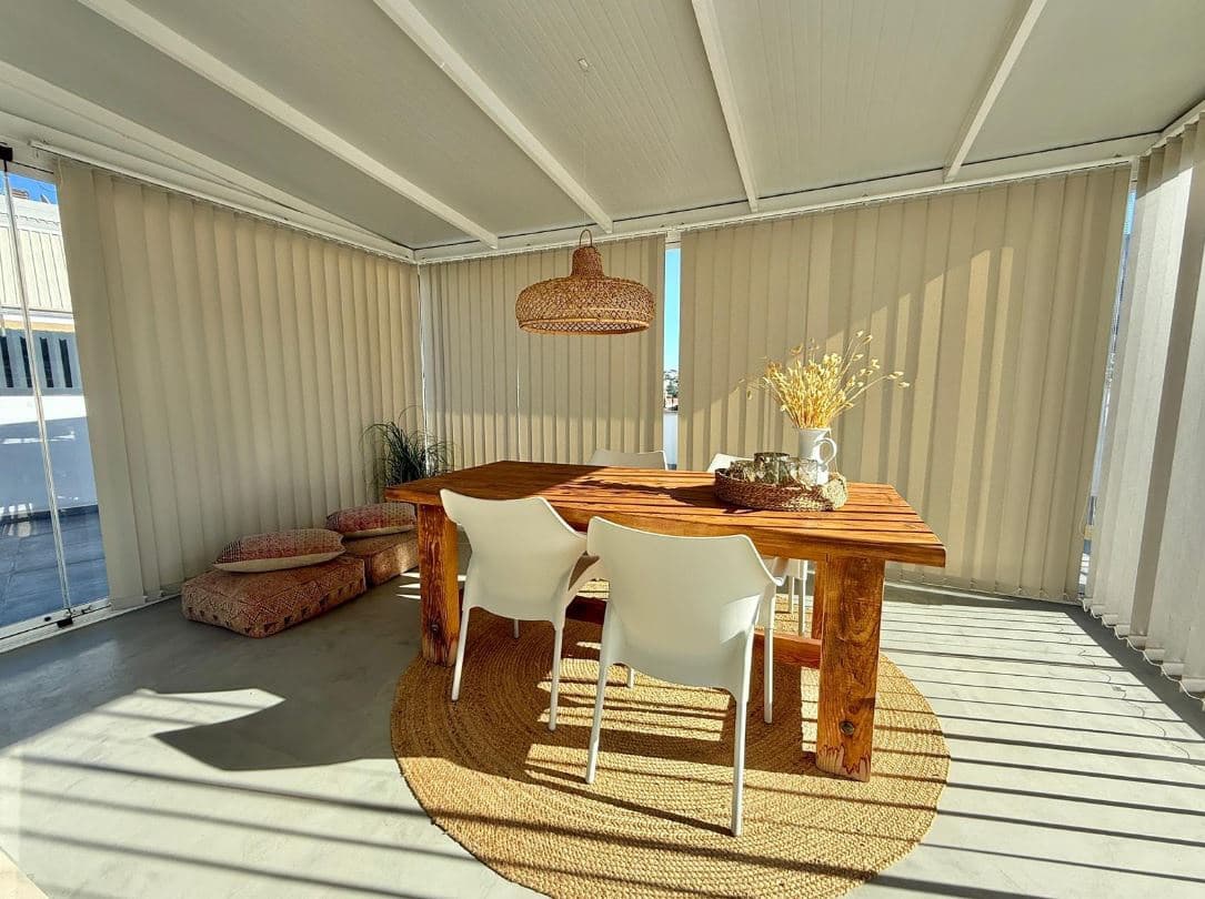 3 sovrum Takvåning till salu i Denia med garage - 495 000 € (Ref: 9412863)