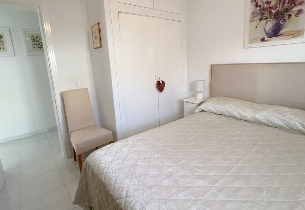 6 bedroom Villa for sale in Denia with pool garage - € 499,900 (Ref: 9481467)