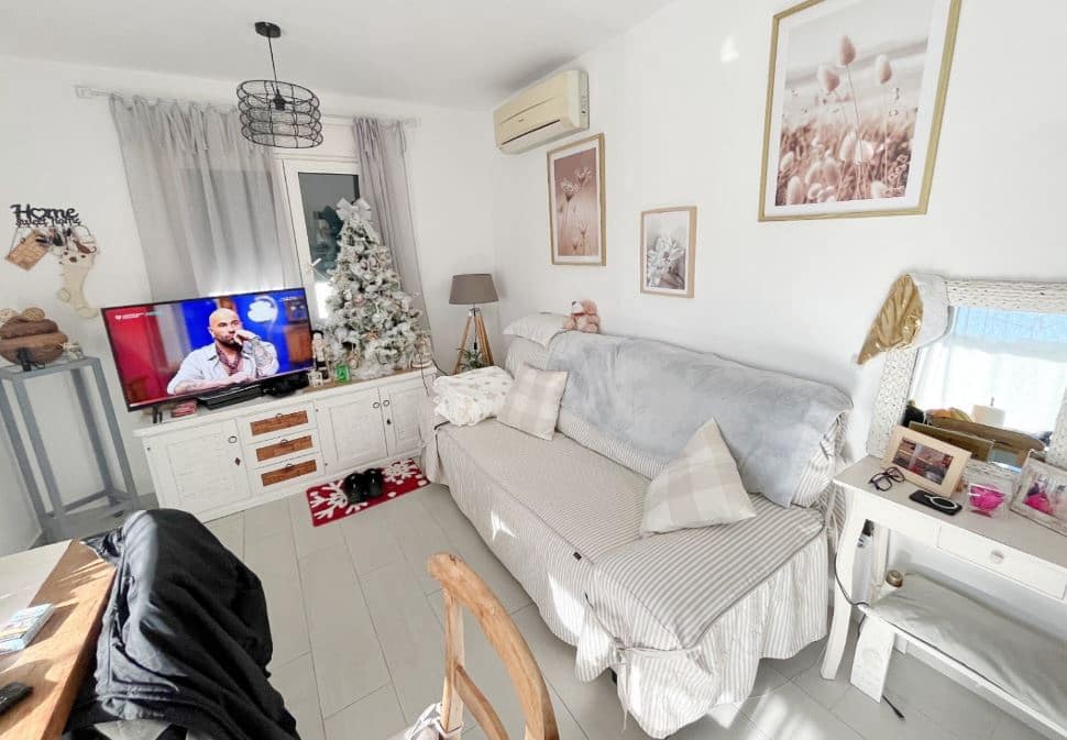 6 bedroom Villa for sale in Denia with pool garage - € 499,900 (Ref: 9481467)