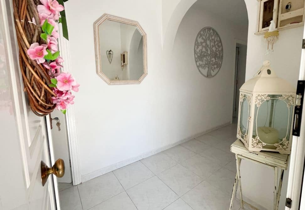 6 bedroom Villa for sale in Denia with pool garage - € 499,900 (Ref: 9481467)