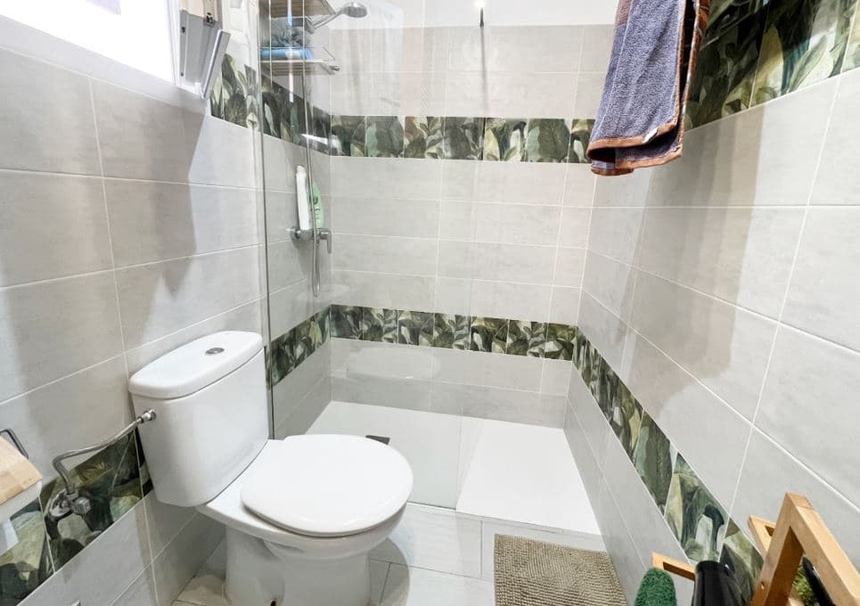 6 bedroom Villa for sale in Denia with pool garage - € 499,900 (Ref: 9481467)