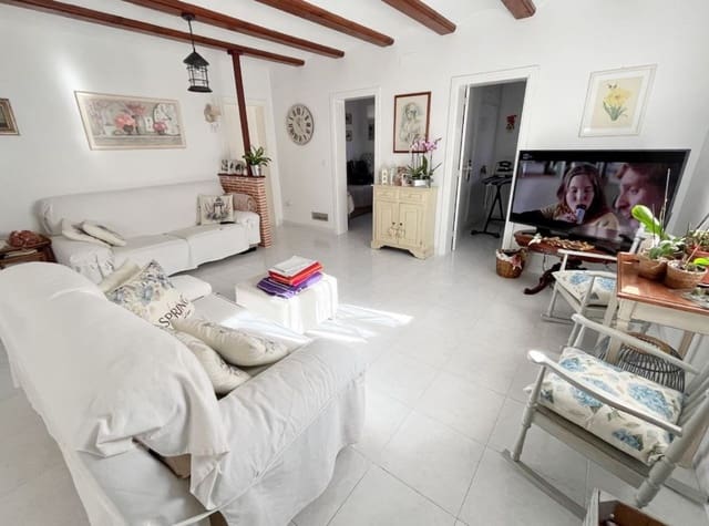 6 Zimmer Villa zu verkaufen in Dénia mit Pool Garage - 499.900 € (Ref: 9481467)