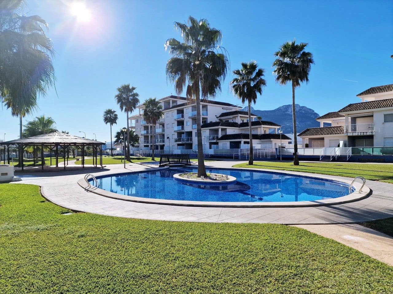 2 Zimmer Apartment zu verkaufen in Denia mit Pool Garage - 225.000 € (Ref: 9516589)