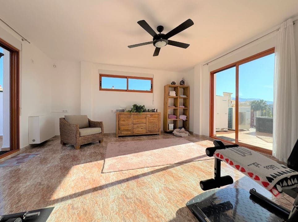 4 makuuhuone Huoneisto myytävänä paikassa Denia mukana uima-altaan 
autotalli - 790 000 € (Ref: 9528400)