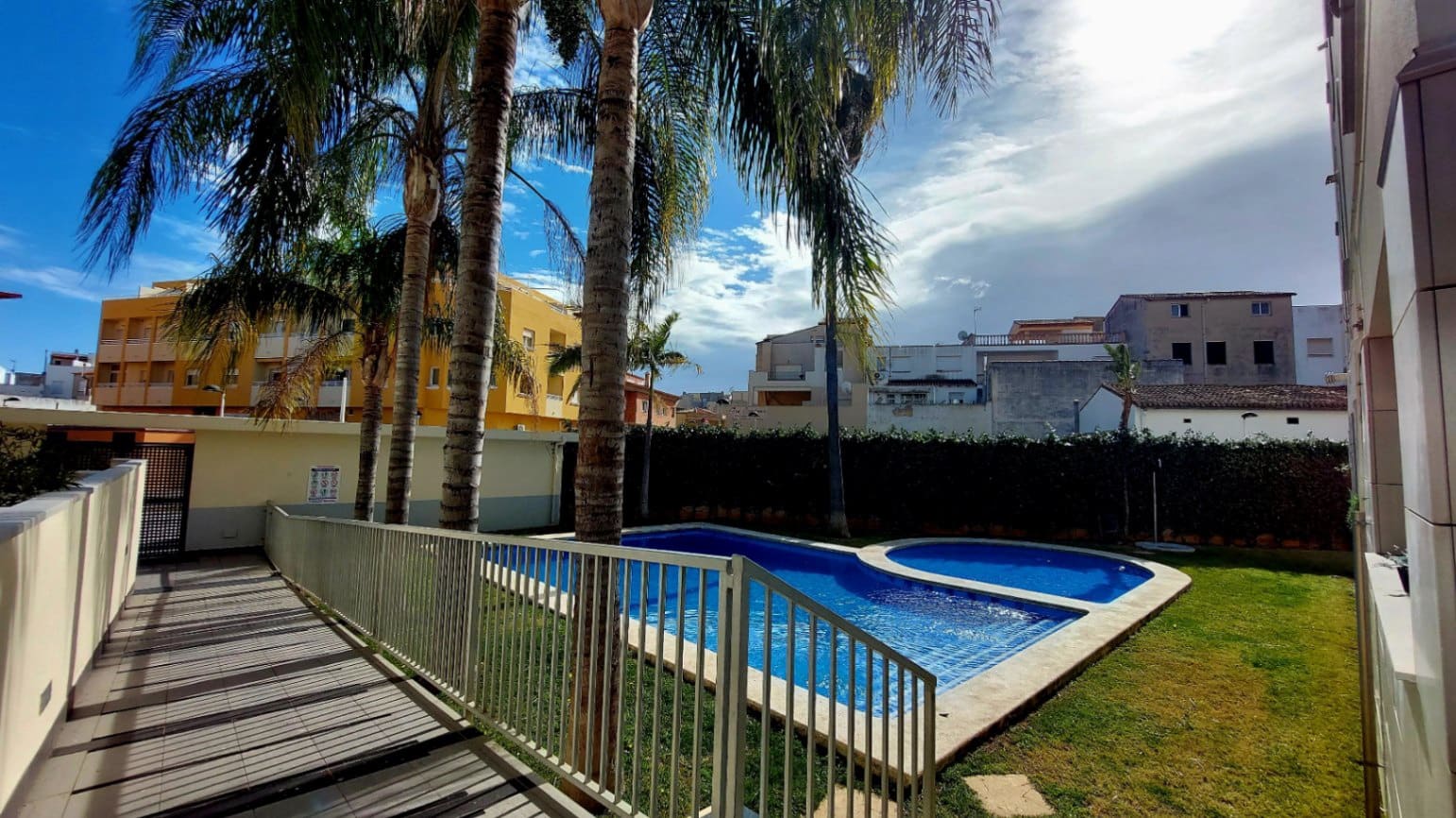 3 bedroom Penthouse for sale in Ondara with pool garage - € 225,000 (Ref: 9552396)