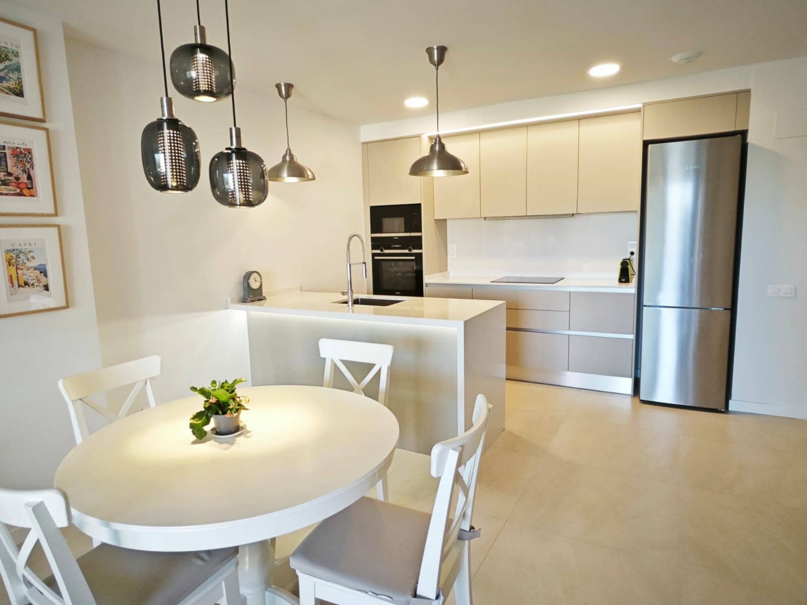 2 bedroom Apartment for sale in Denia with pool garage - € 419,000 (Ref: 9583428)