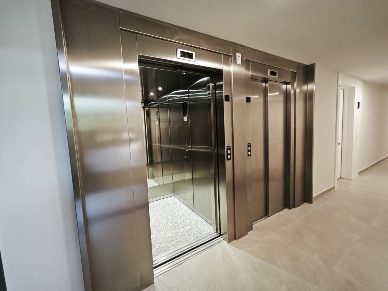 2 bedroom Apartment for sale in Denia with pool garage - € 419,000 (Ref: 9583428)