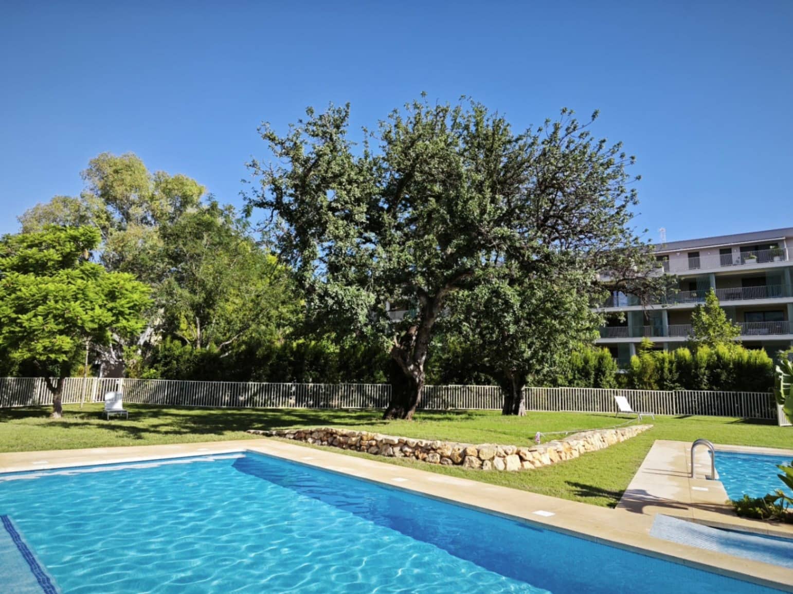 2 bedroom Apartment for sale in Denia with pool garage - € 419,000 (Ref: 9583428)