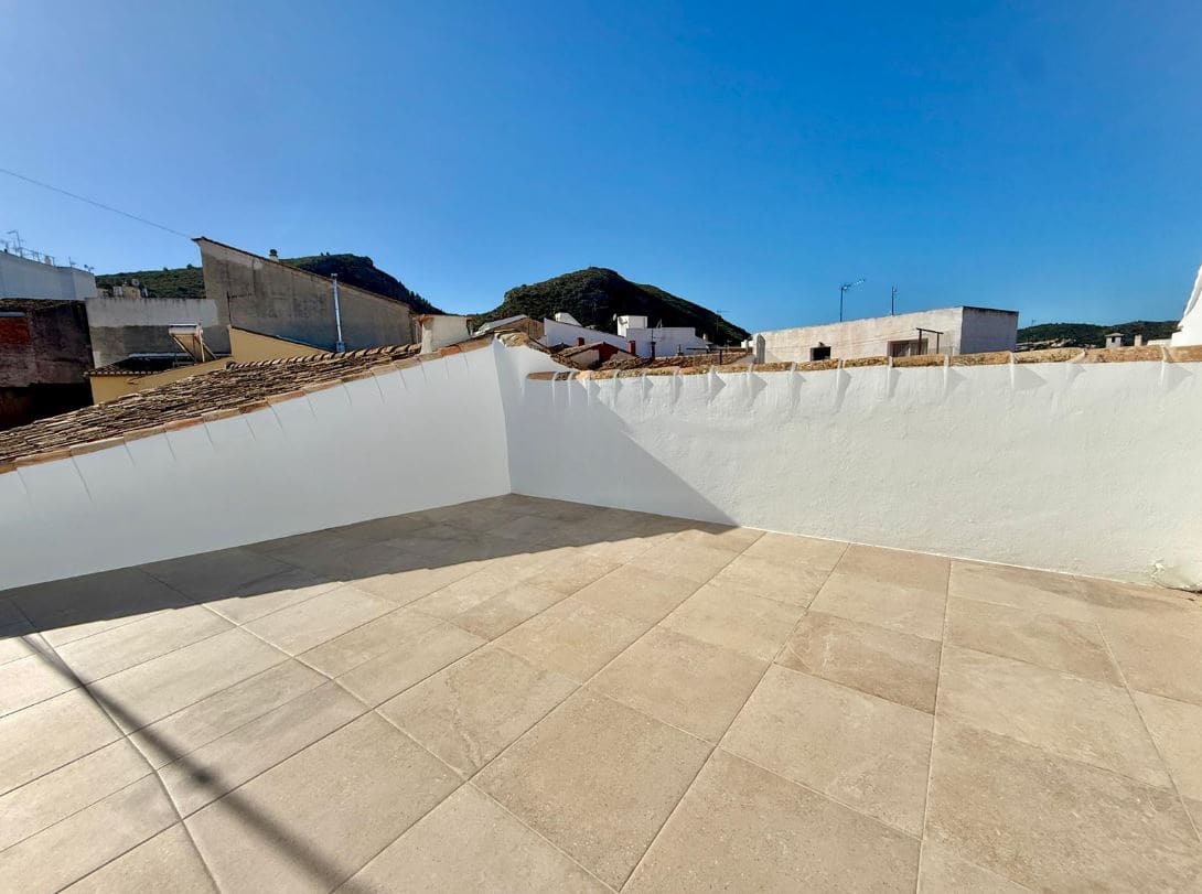 3 Zimmer Haus zu verkaufen in Pedreguer mit Garage - 350.000 € (Ref: 9606440)