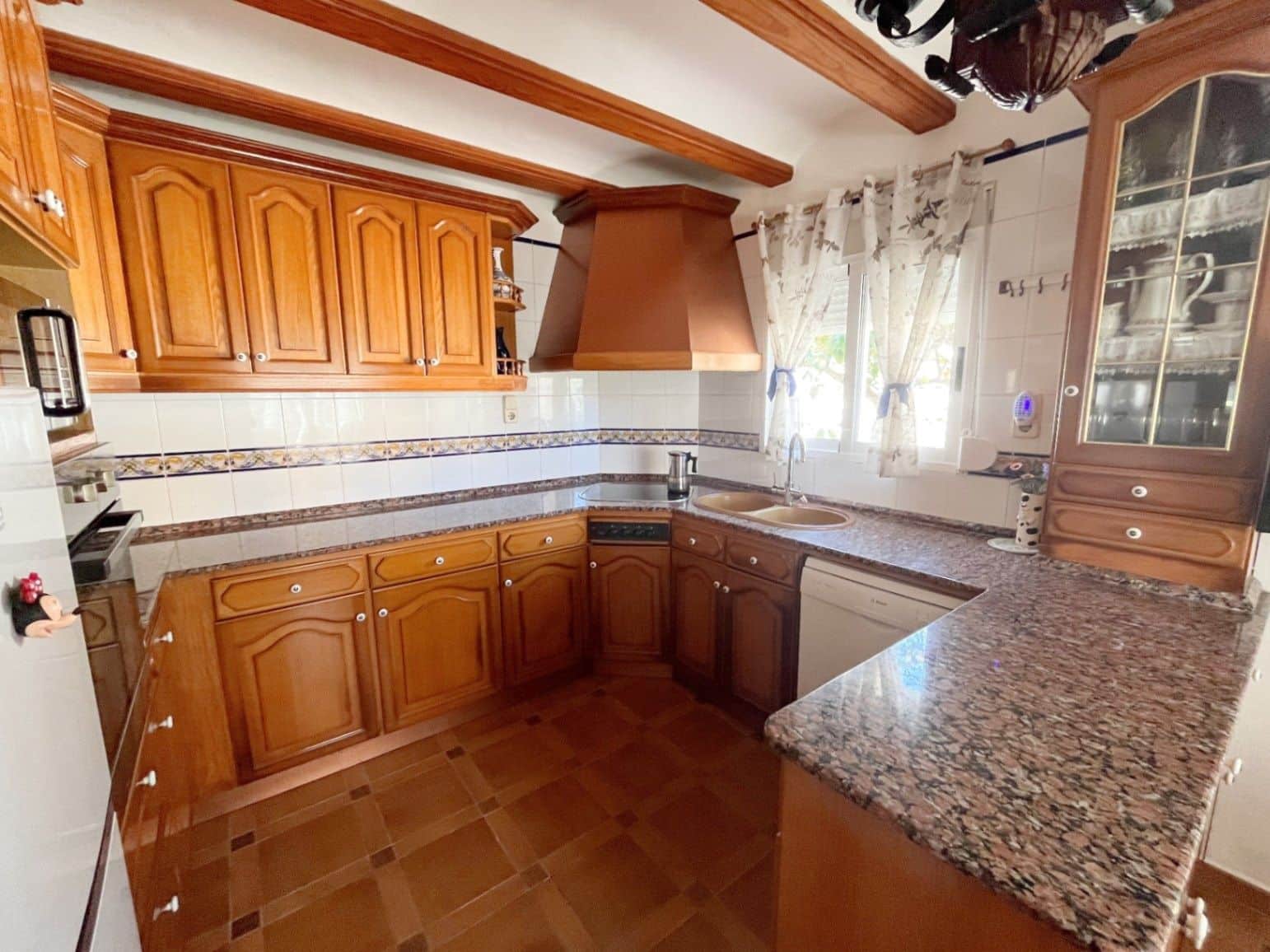 2 soveværelse Villa til salg i Denia med garage - € 430.000 (Ref: 9694100)