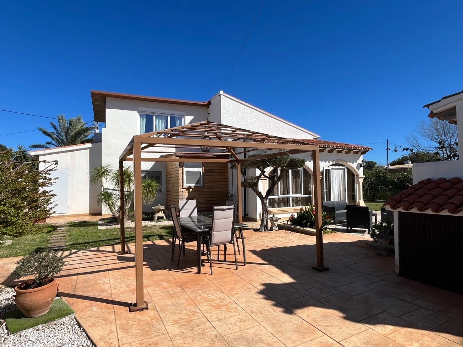 2 soveværelse Villa til salg i Denia med garage - € 430.000 (Ref: 9694100)