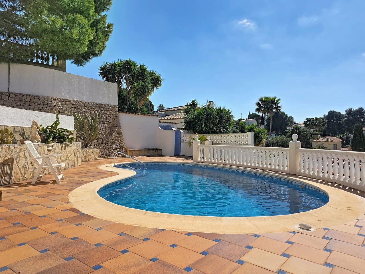 3 bedroom Villa for sale in Denia with pool garage - € 499,000 (Ref: 9713565)