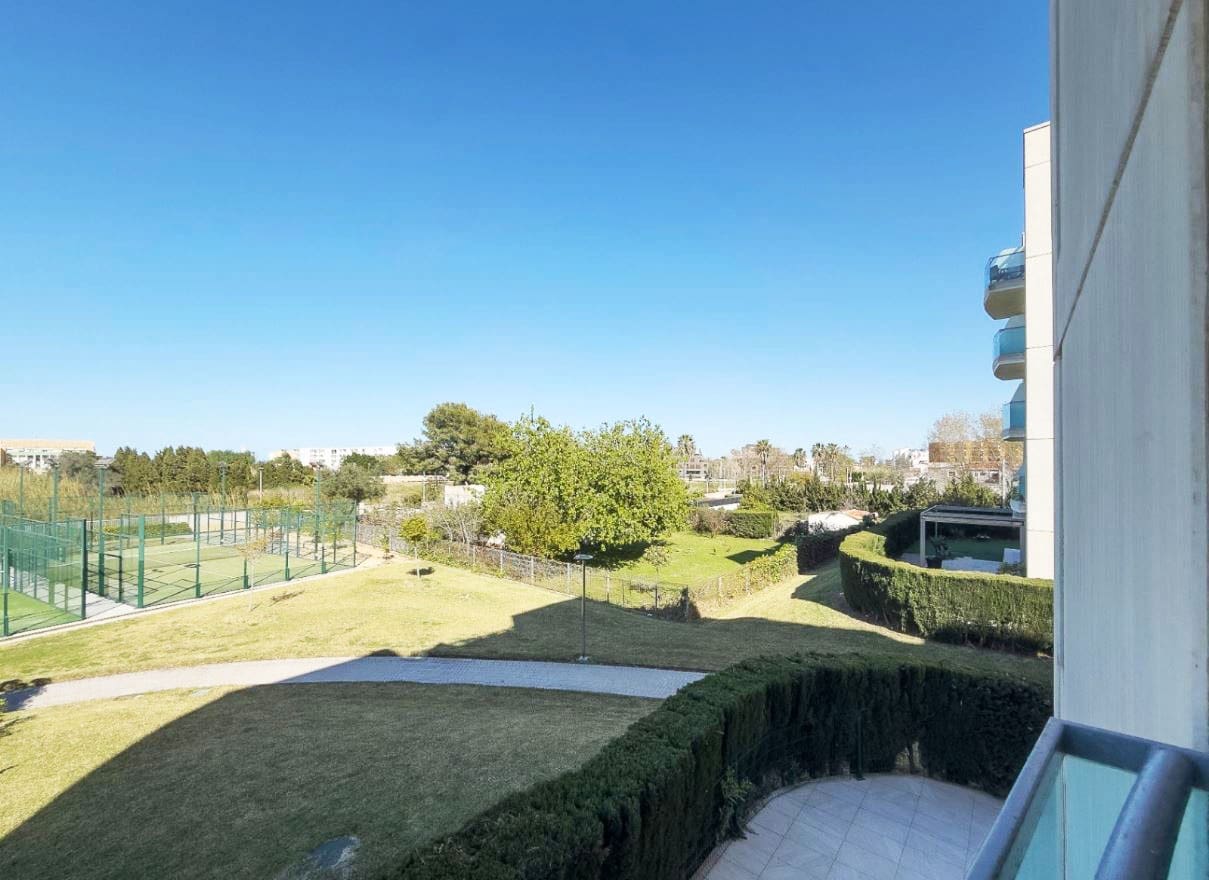 2 bedroom Apartment for sale in Denia with pool garage - € 230,000 (Ref: 9789462)