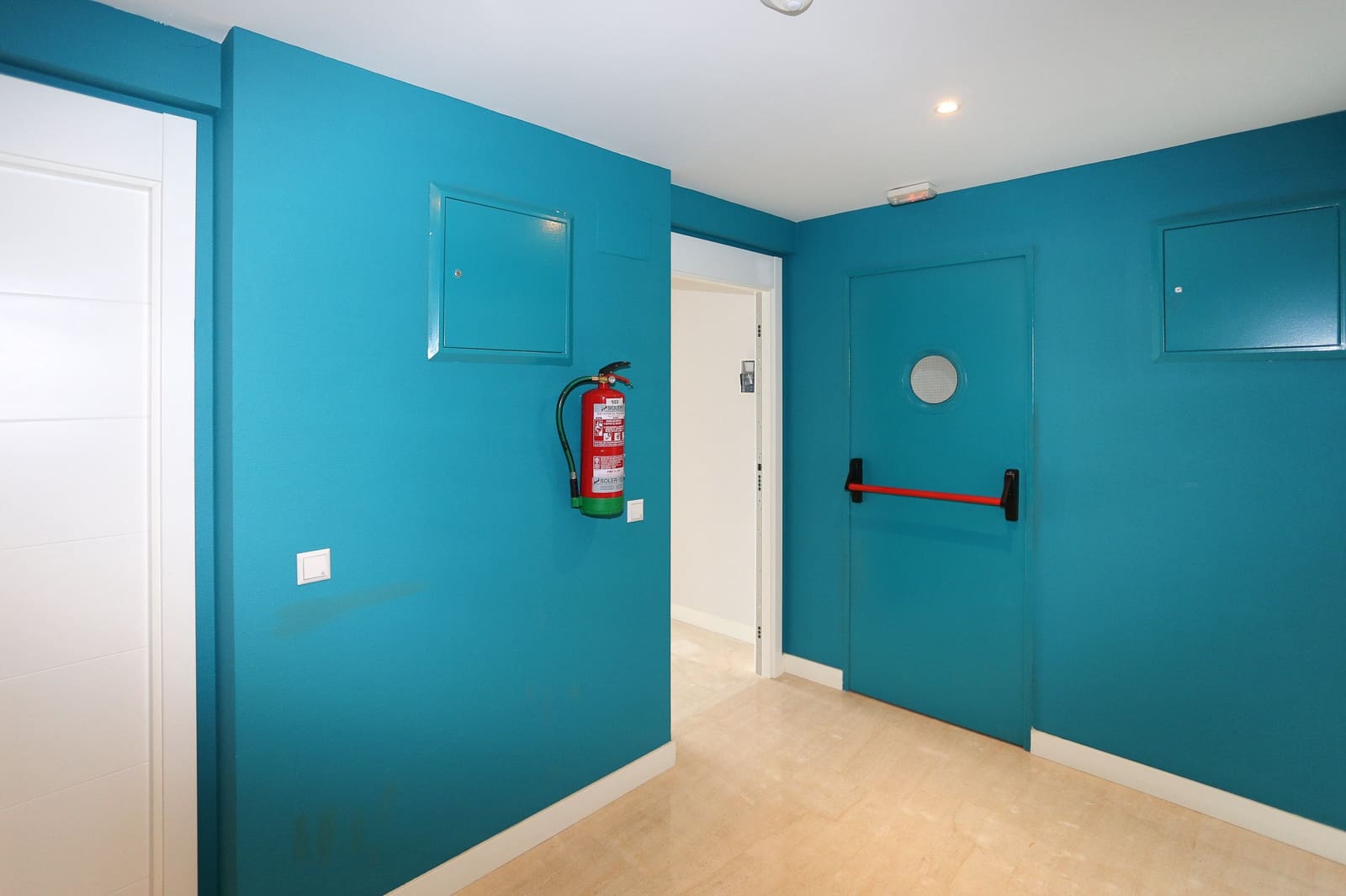 2 bedroom Apartment for sale in Denia with pool garage - € 230,000 (Ref: 9789462)