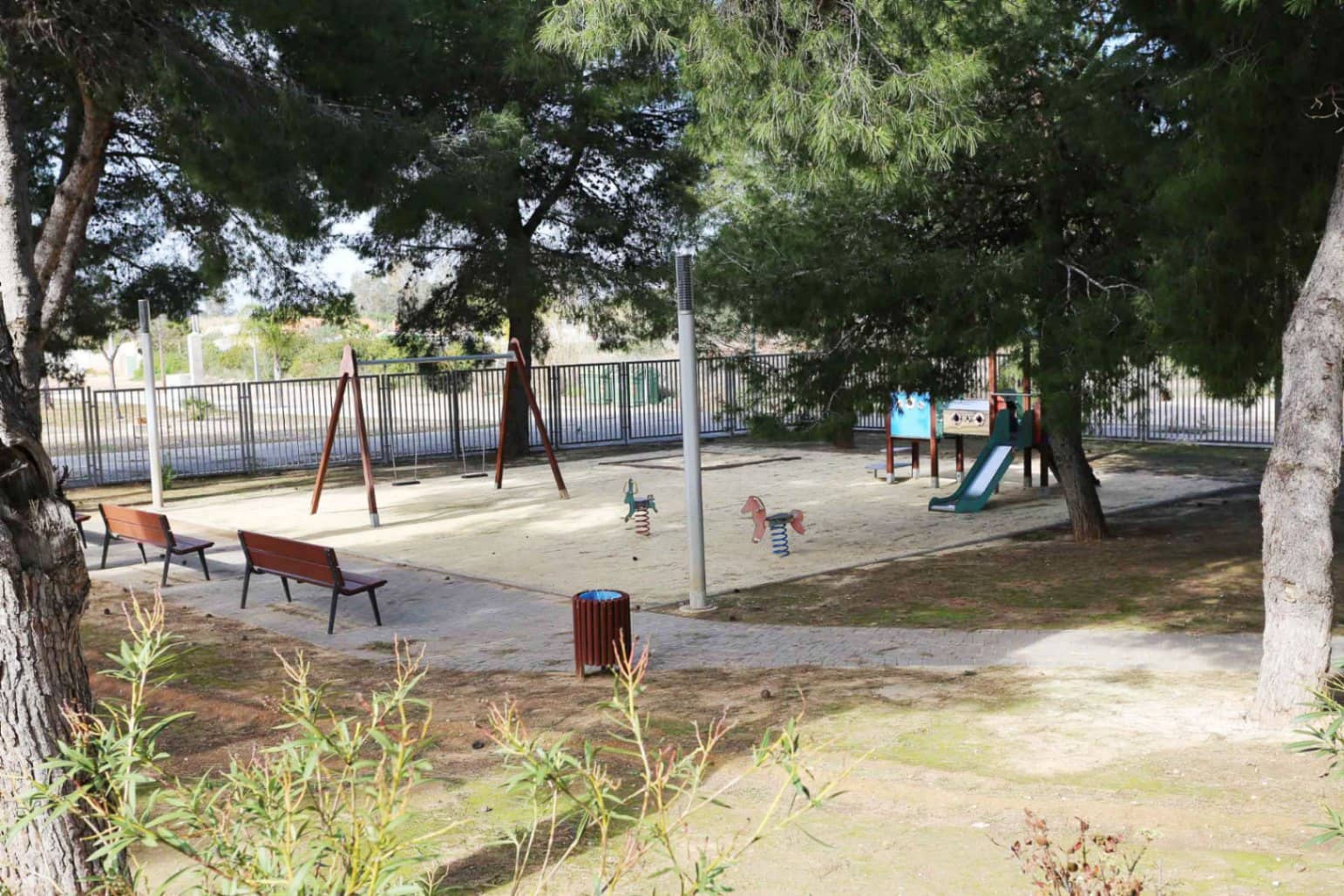 2 bedroom Apartment for sale in Denia with pool garage - € 230,000 (Ref: 9789462)