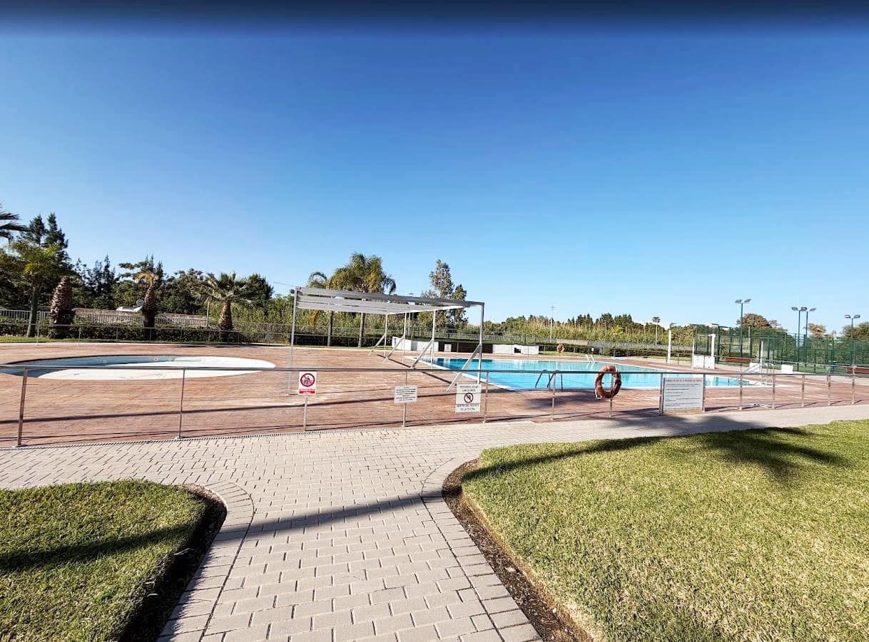 2 Zimmer Apartment zu verkaufen in Denia mit Pool Garage - 230.000 € (Ref: 9789462)