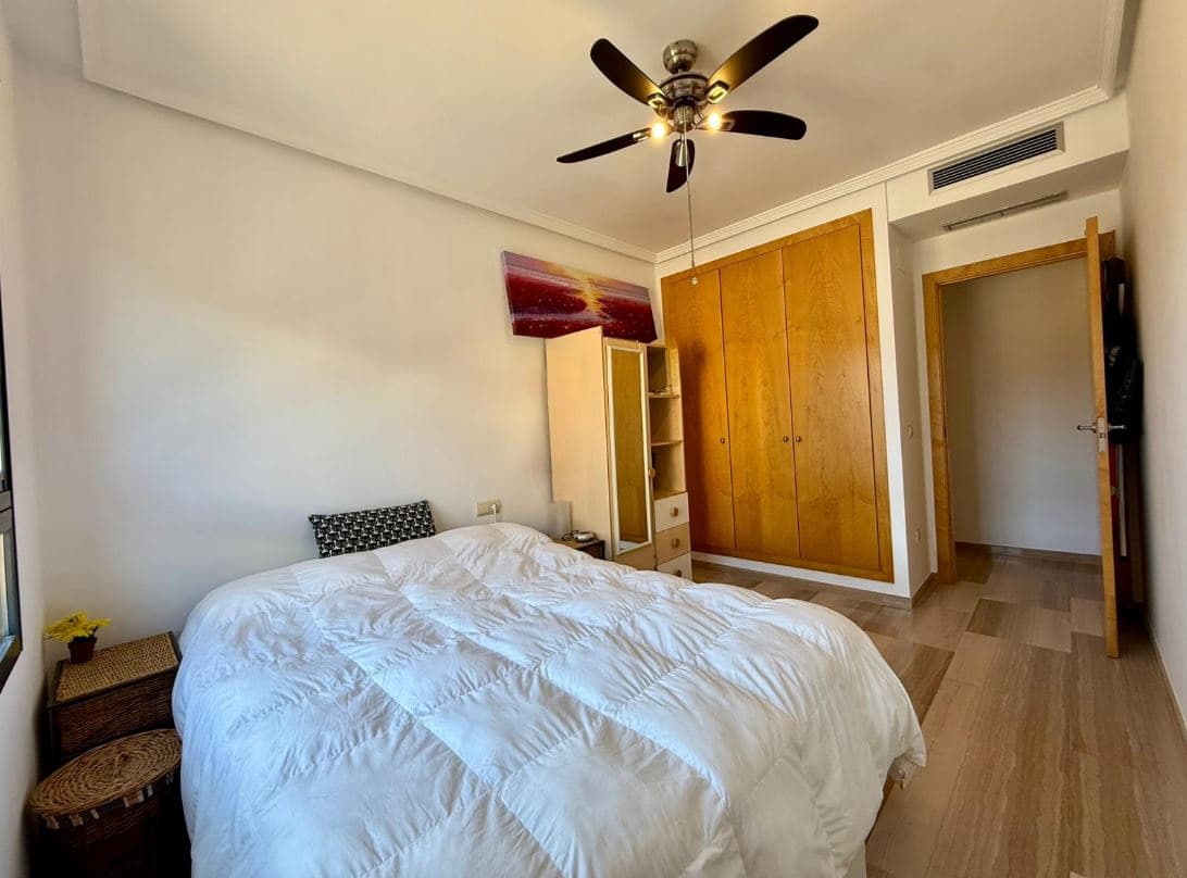 3 bedroom Apartment for sale in Denia with pool garage - € 399,000 (Ref: 9789463)