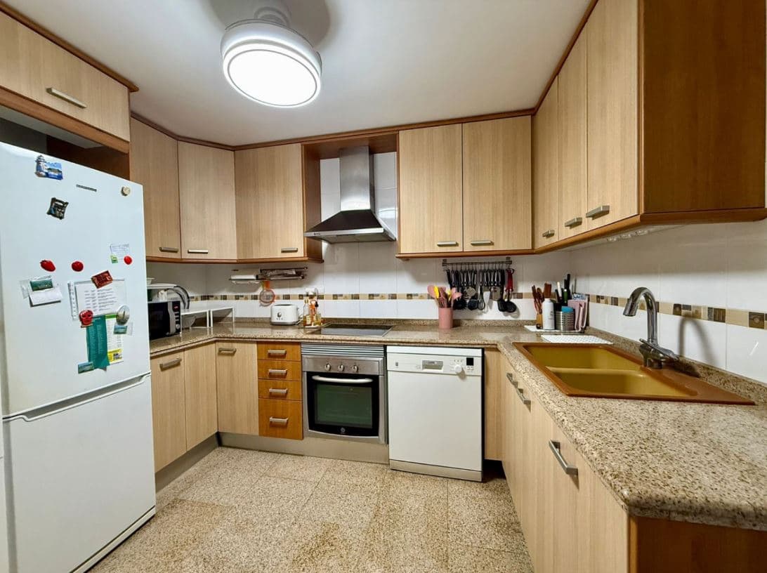 3 bedroom Apartment for sale in Denia with pool garage - € 399,000 (Ref: 9789463)