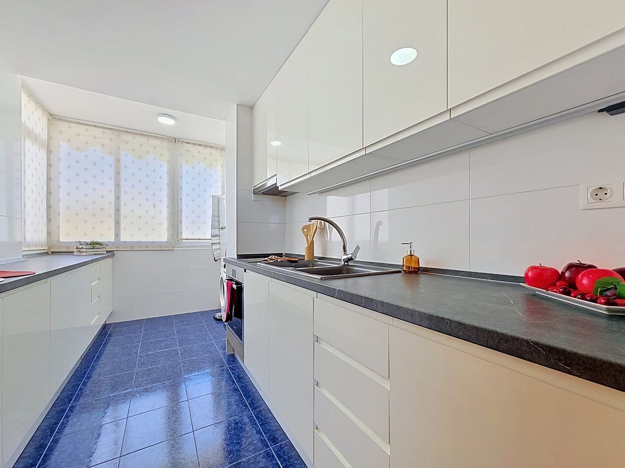2 soveværelse Lejlighed til salg i Denia med swimmingpool garage - € 219.000 (Ref: 9852167)