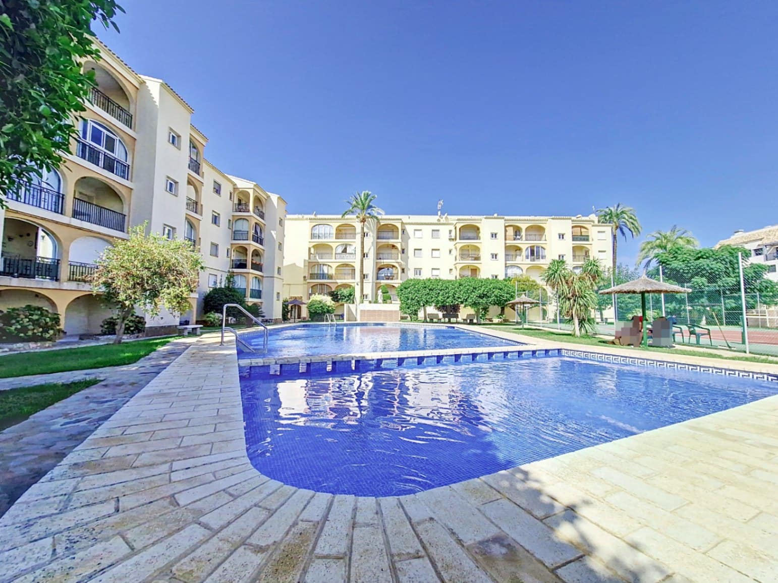 2 soveværelse Lejlighed til salg i Denia med swimmingpool garage - € 219.000 (Ref: 9852167)