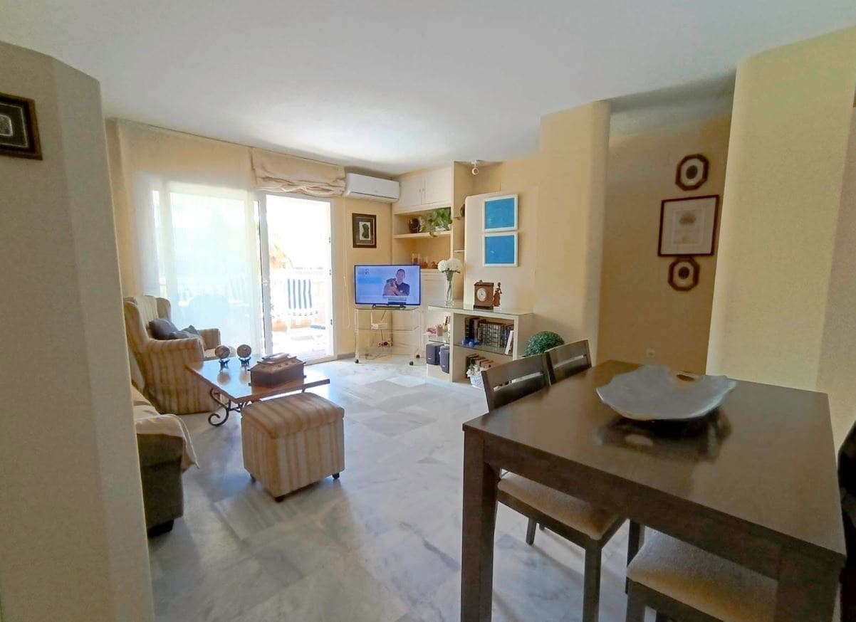 2 slaapkamer Appartement te koop in Denia met zwembad - € 449.000 (Ref: 9891355)