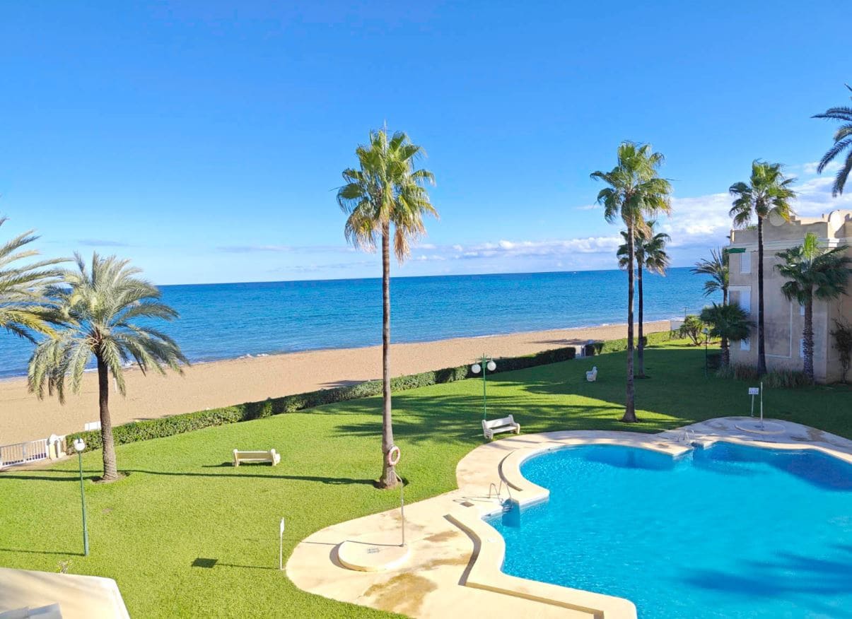 2 slaapkamer Appartement te koop in Denia met zwembad - € 449.000 (Ref: 9891355)