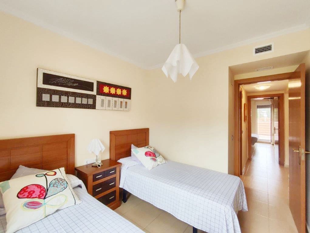 2 soveværelse Lejlighed til salg i Denia med swimmingpool garage - € 330.000 (Ref: 9932211)
