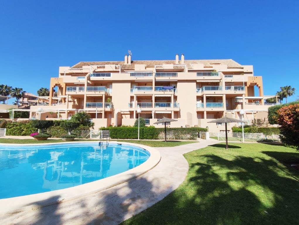 2 soveværelse Lejlighed til salg i Denia med swimmingpool garage - € 330.000 (Ref: 9932211)