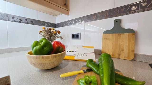 3 Zimmer Apartment zu verkaufen in Pedreguer mit Garage - 208.500 € (Ref: 9965829)