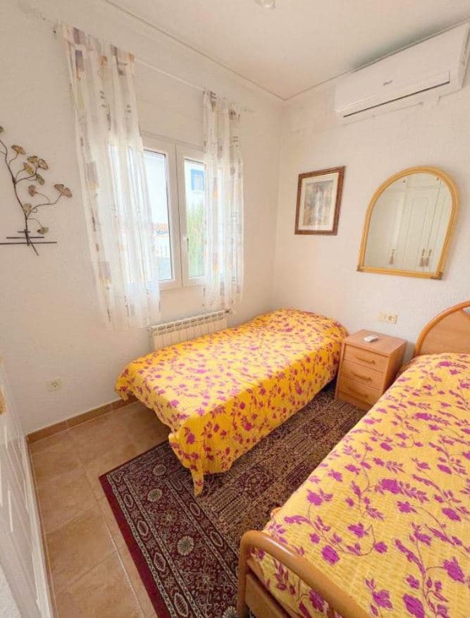 2 chambre Villa/Maison à vendre à Denia - 330 000 € (Ref: 9965830)