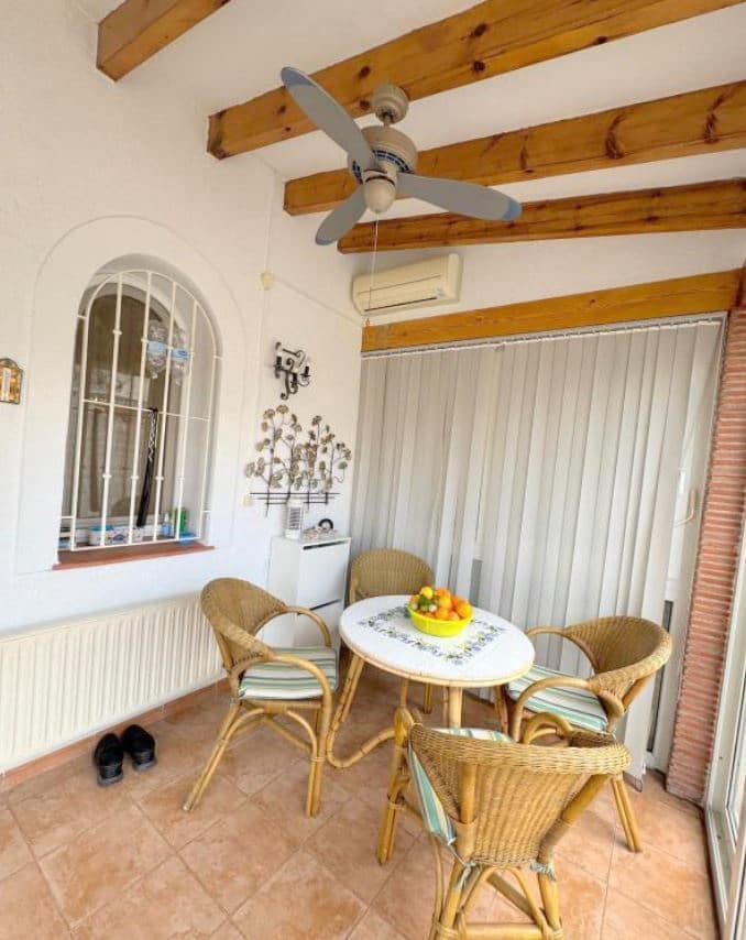 2 chambre Villa/Maison à vendre à Denia - 330 000 € (Ref: 9965830)